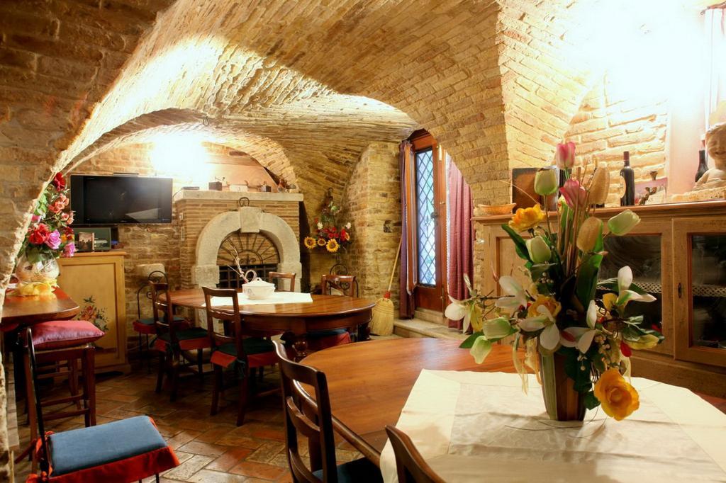 B&B La Torretta Sul Borgo Гроттаммаре Екстер'єр фото