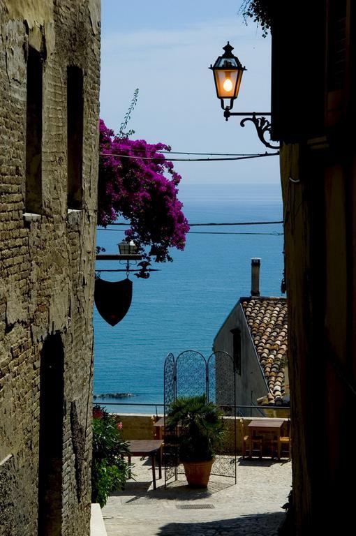 B&B La Torretta Sul Borgo Гроттаммаре Екстер'єр фото