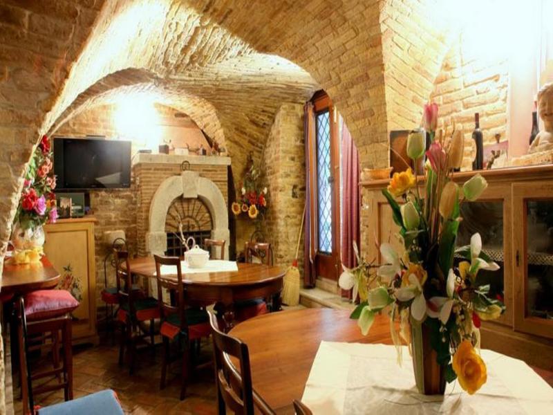 B&B La Torretta Sul Borgo Гроттаммаре Екстер'єр фото